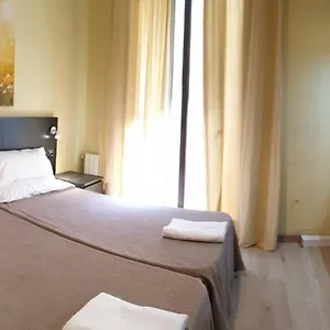 https://hostal-baires.catalonia-hotels.com