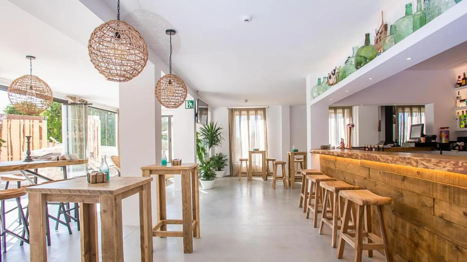 Aparthotel Sa Cala Suites - Formentera Break Es Calo